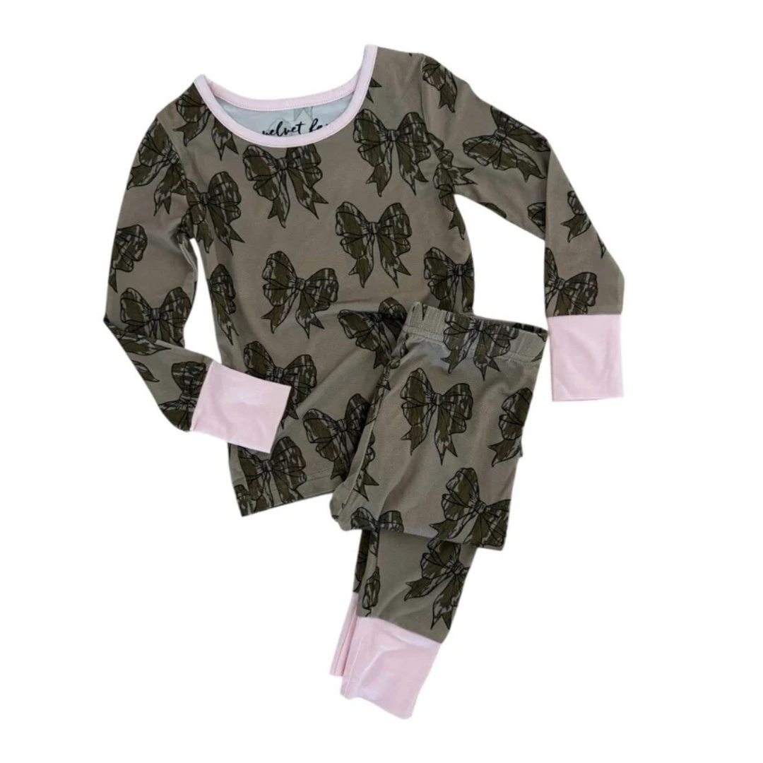 Mossy Oak Bottomland Bows Pajamas