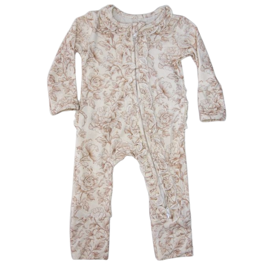Vivian Vine Ruffle Convertible Sleeper